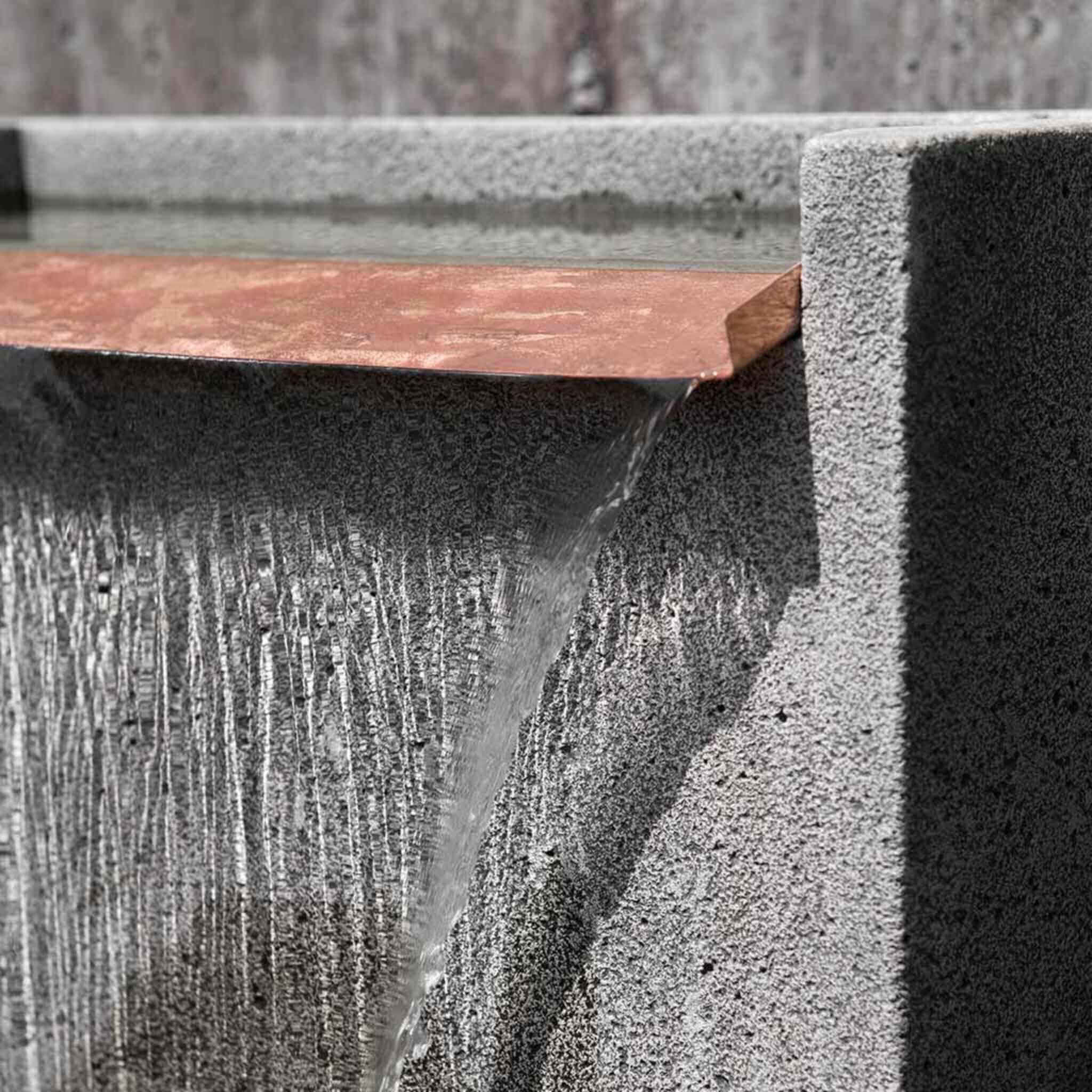 Falling Water 1 Concrete Wall Fountain - Thumbnail 2