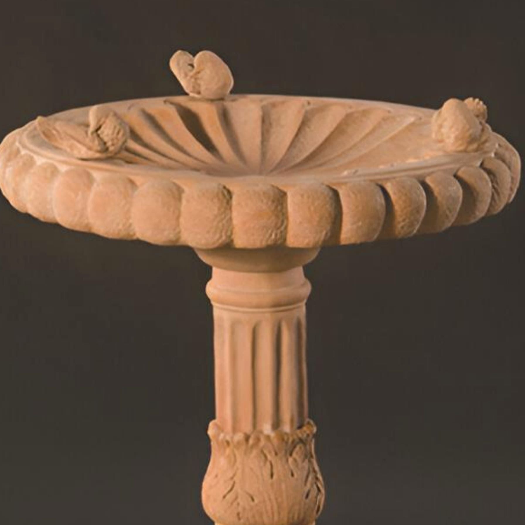 Dove Concrete Birdbath - Fiore Stone