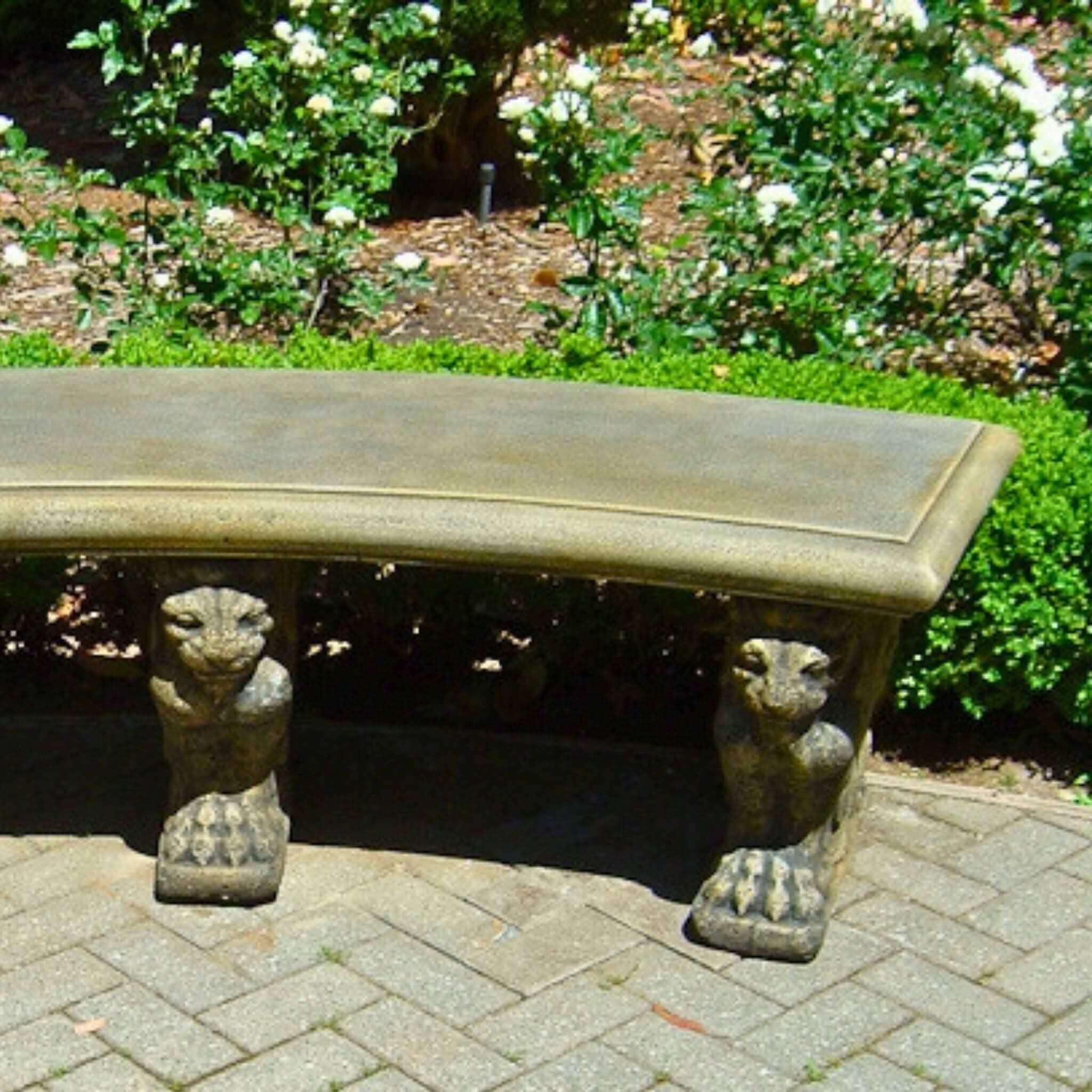 Gryphi Curved Concrete Garden Bench - Thumbnail 2