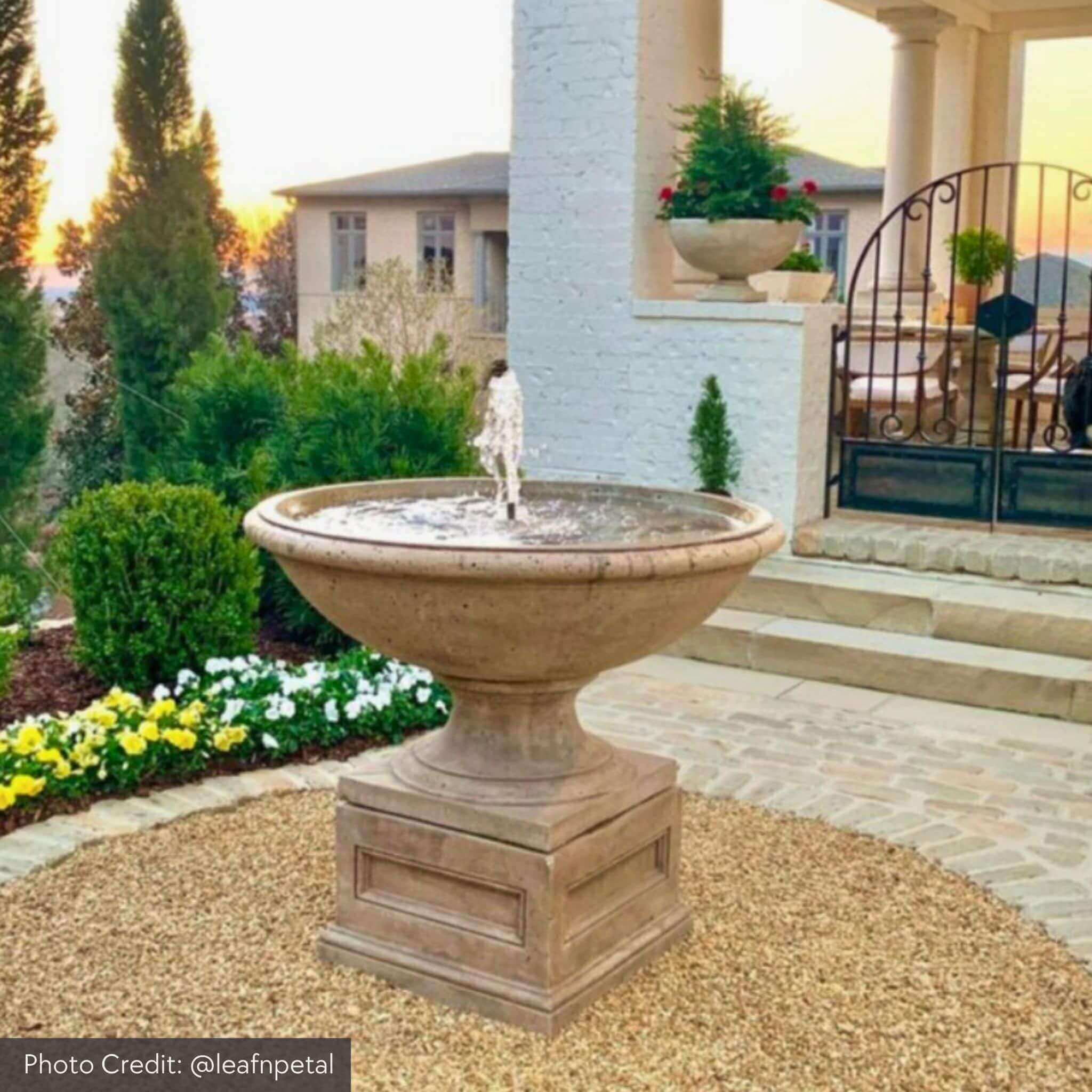 Condotti Concrete Bowl Fountain - Thumbnail 2