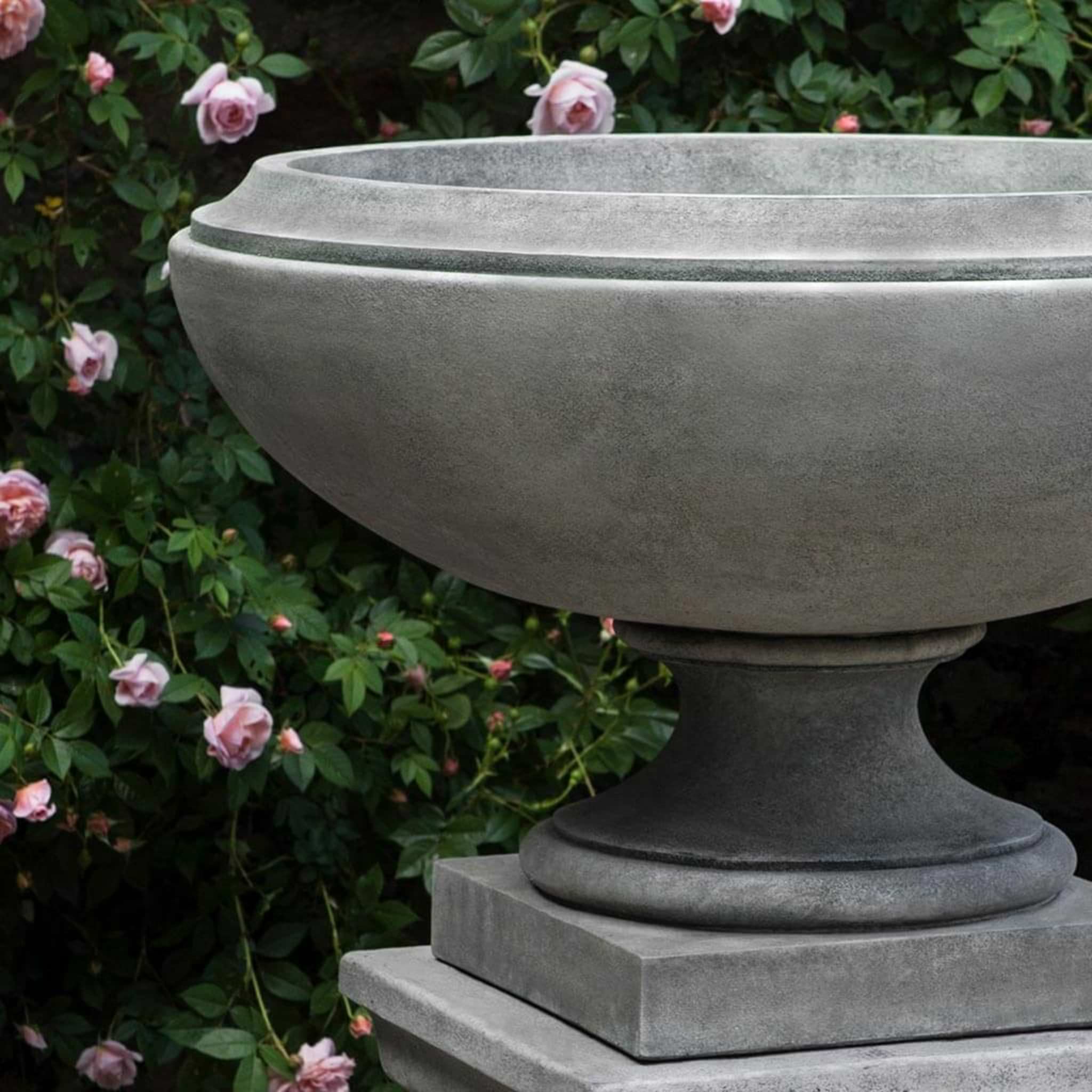 Jensen Large Concrete Urn Planter - Campania #P702