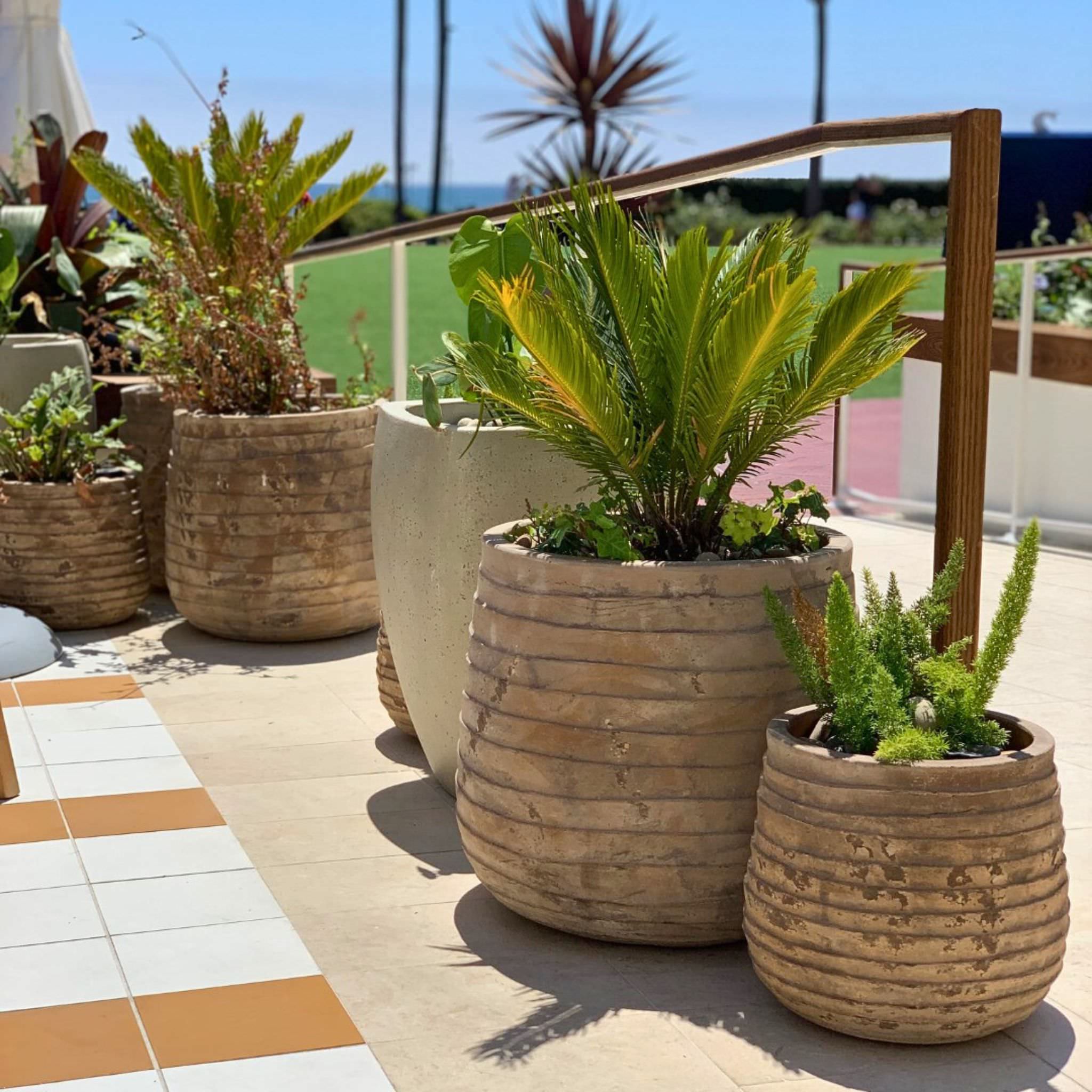 Ipanema Low Set of 3 Antico Terra Cotta Planters - Campania #6812