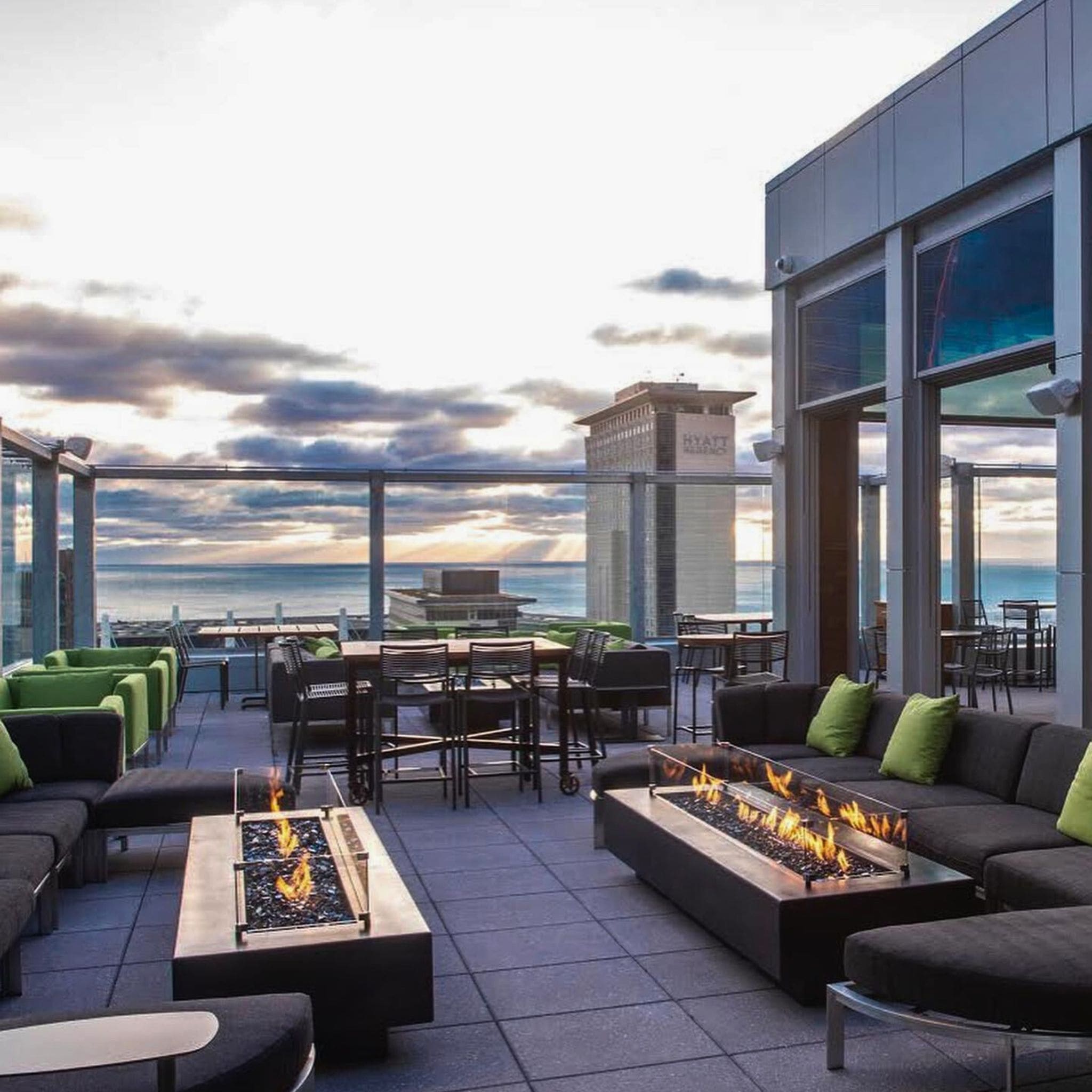 Del Mar Concrete Gas Fire Pit - The Outdoor Plus