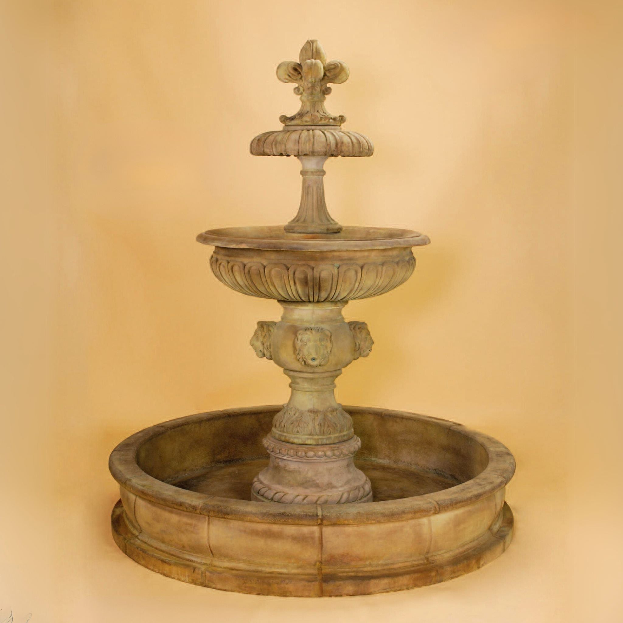 Piazza Veneta Concrete Pond Fountain