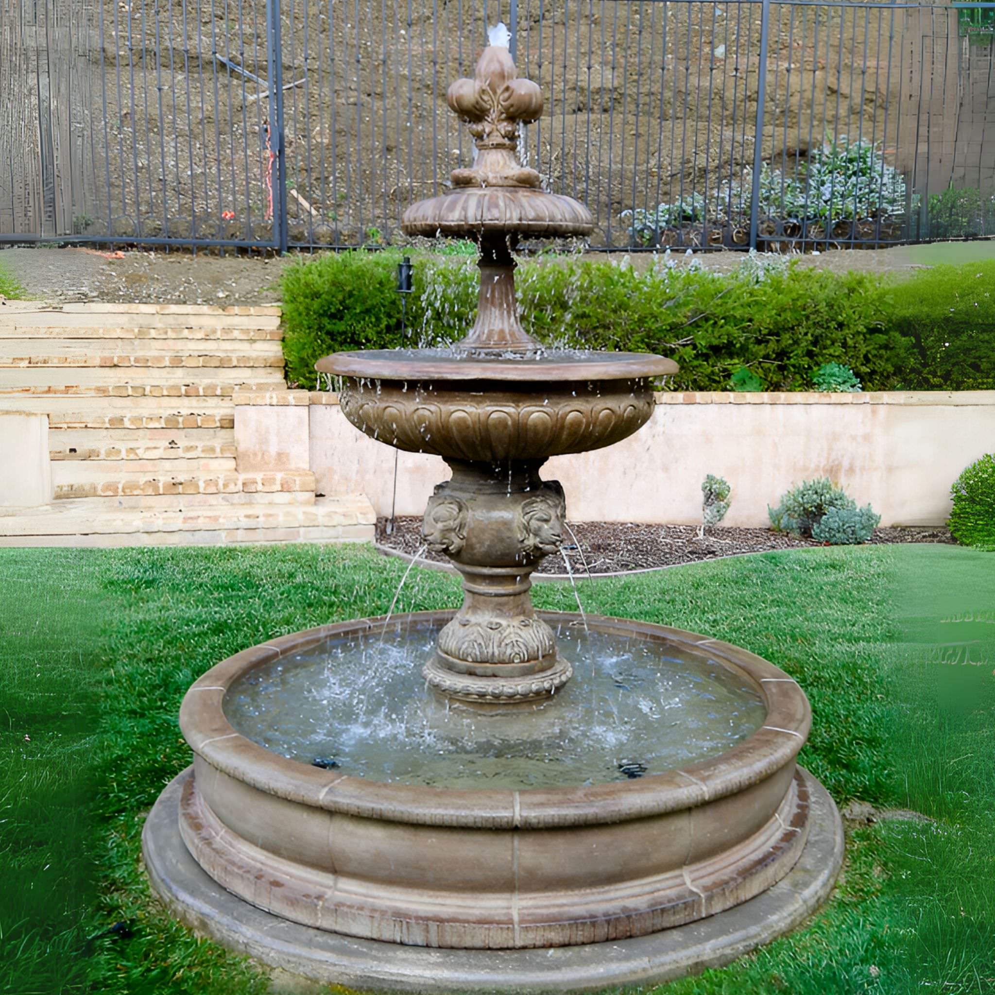 Piazza Veneta Concrete Pond Fountain - Giannini Garden Ornaments