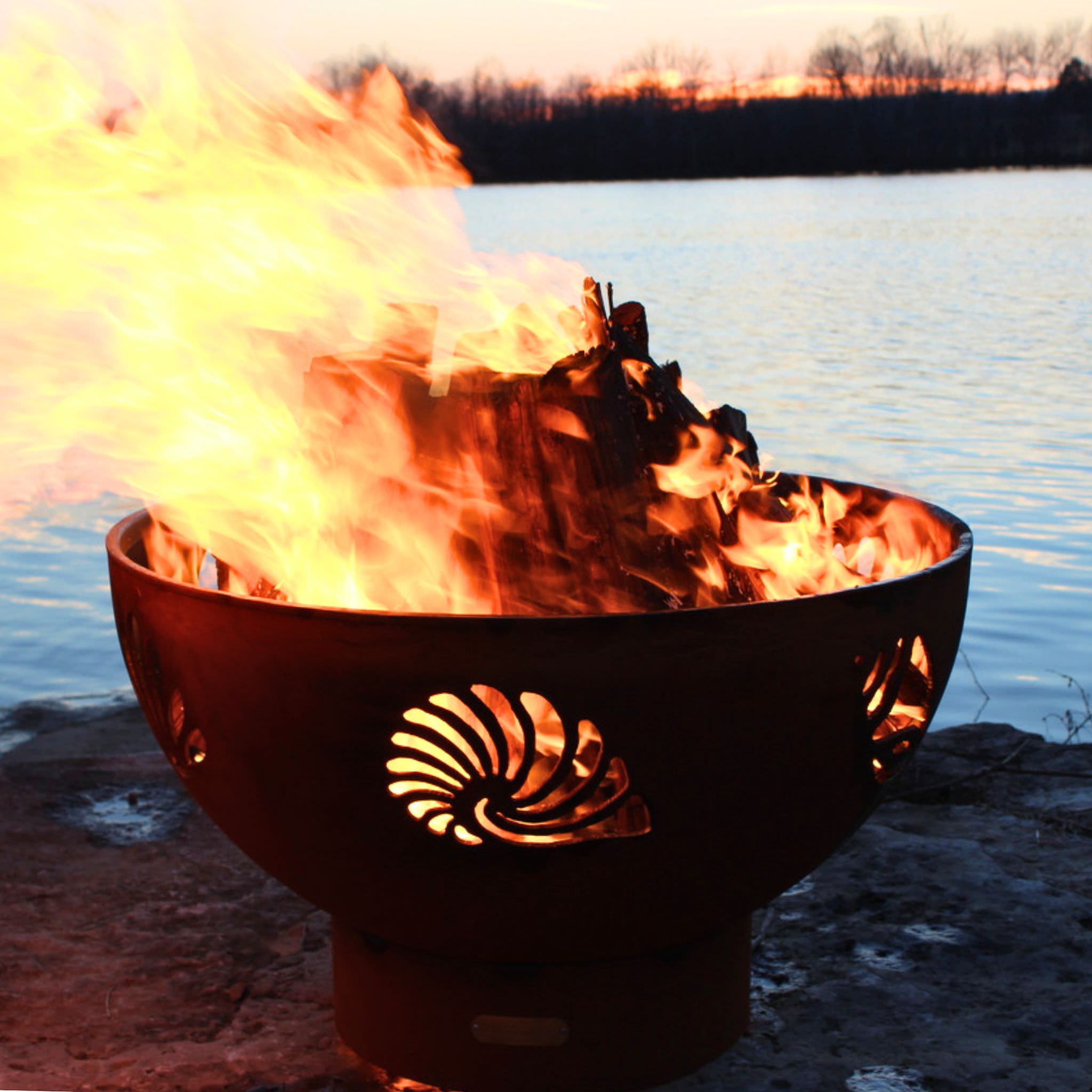 Beachcomber Wood Burning Fire Pit in Steel - Fire Pit Art