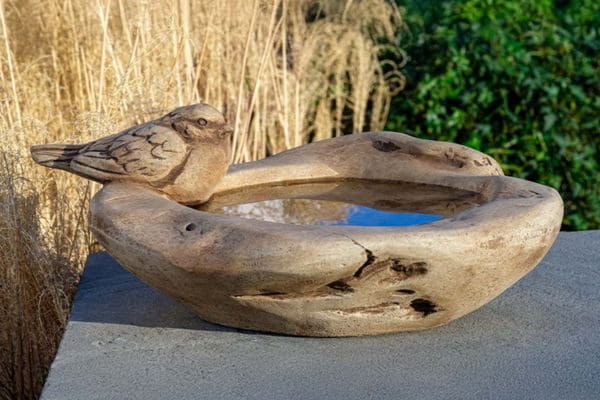 Fontaine 32個 Quadrate 3-Tier Garden Fountain - Fiore Stone