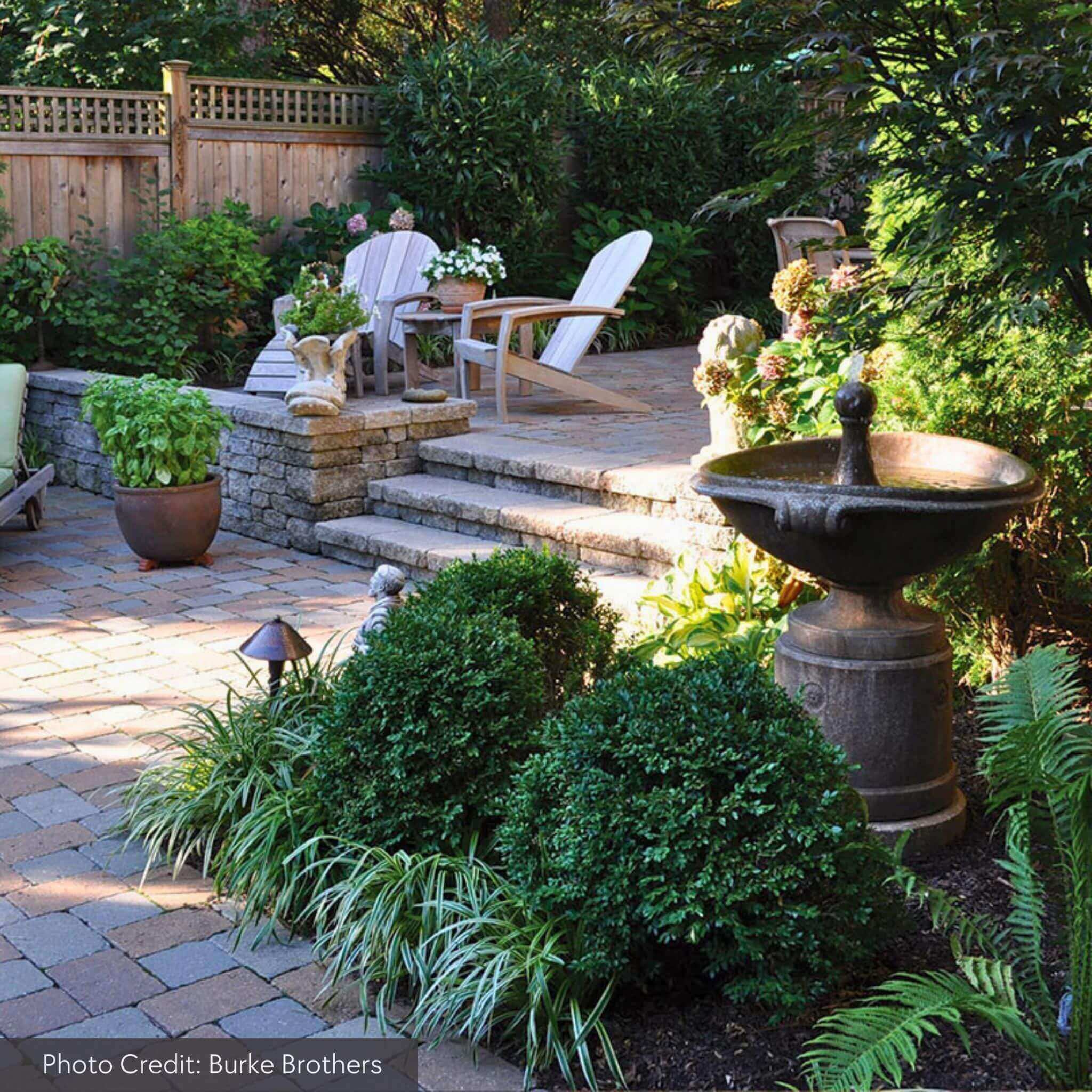 Medici Ellipse Concrete Fountain - Thumbnail 3