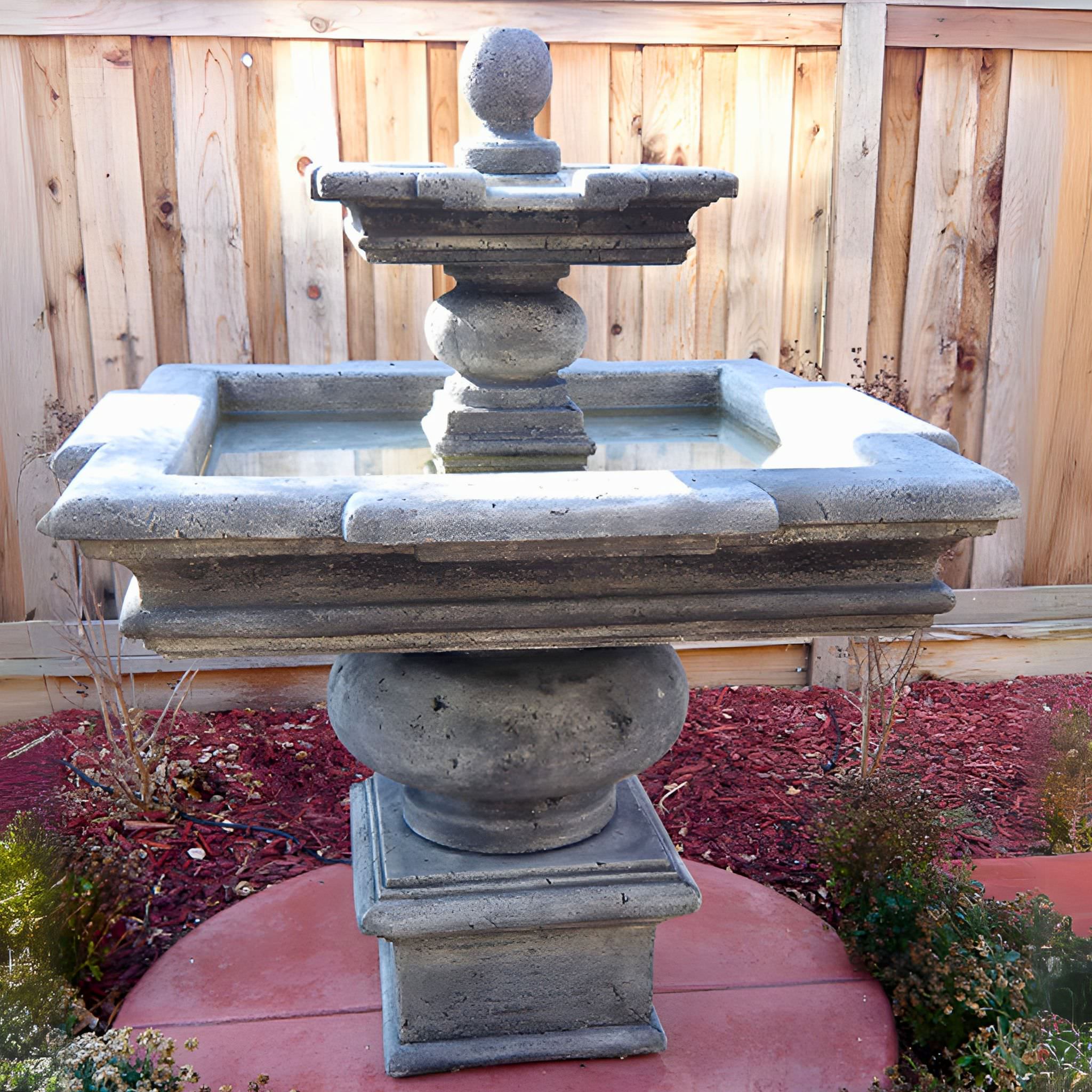 Fontana Quadra 2-Tier Concrete Fountain - Giannini Garden Ornaments